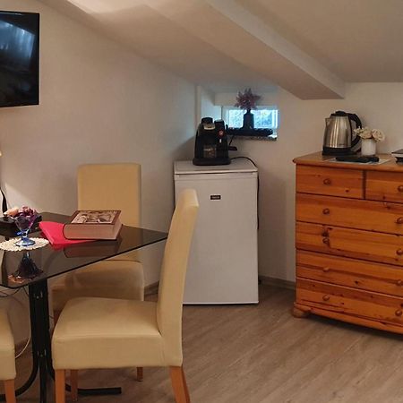 Karmelita Boutique Apartman Sopron Pokój zdjęcie