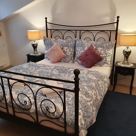 Karmelita Boutique Apartman Sopron Zewnętrze zdjęcie