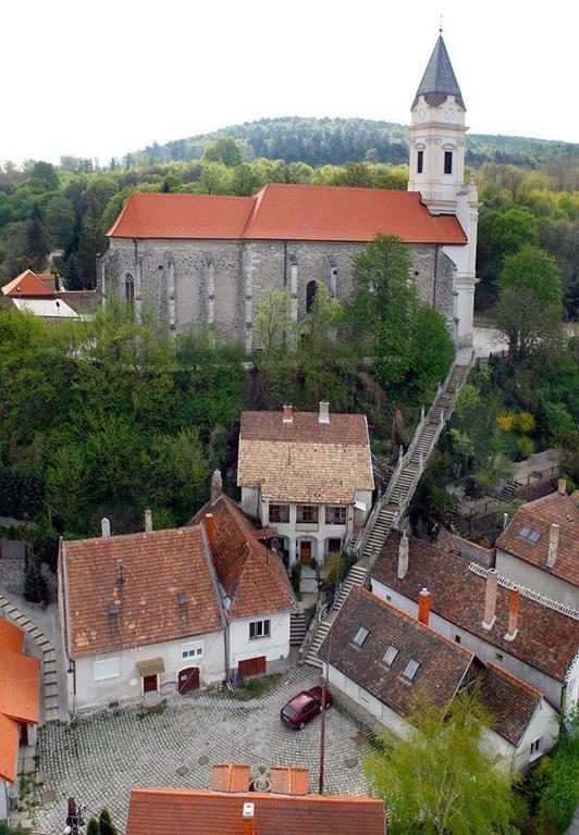 Karmelita Boutique Apartman Sopron Zewnętrze zdjęcie
