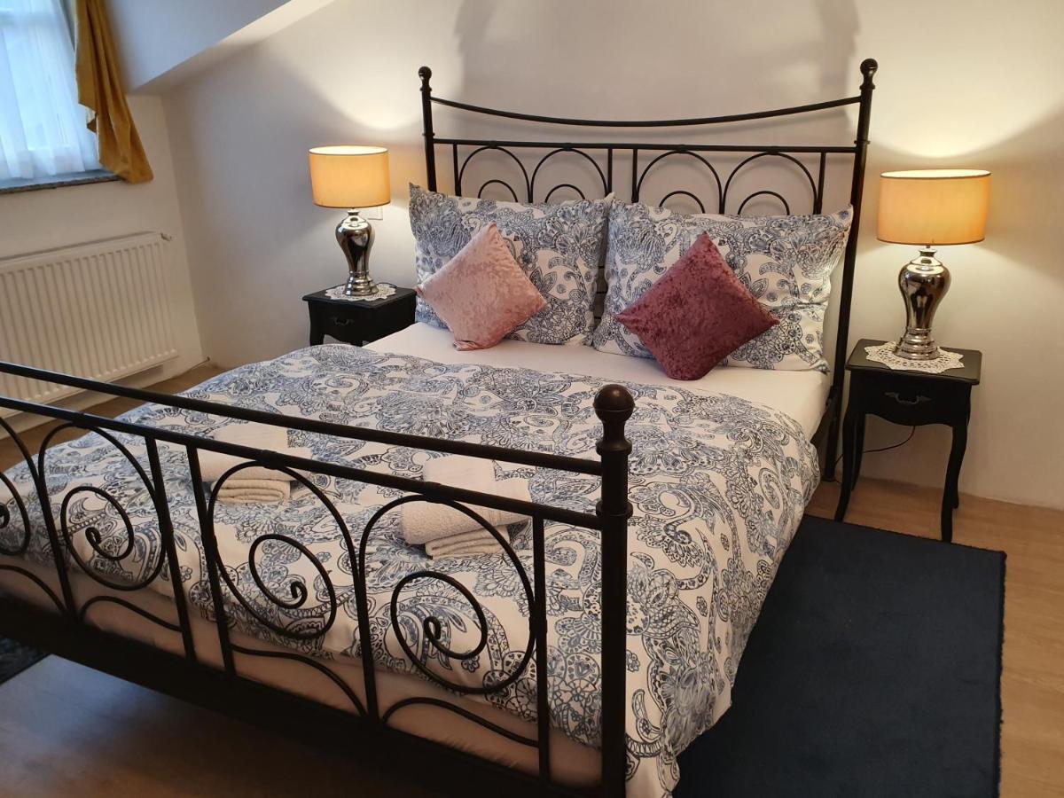 Karmelita Boutique Apartman Sopron Zewnętrze zdjęcie