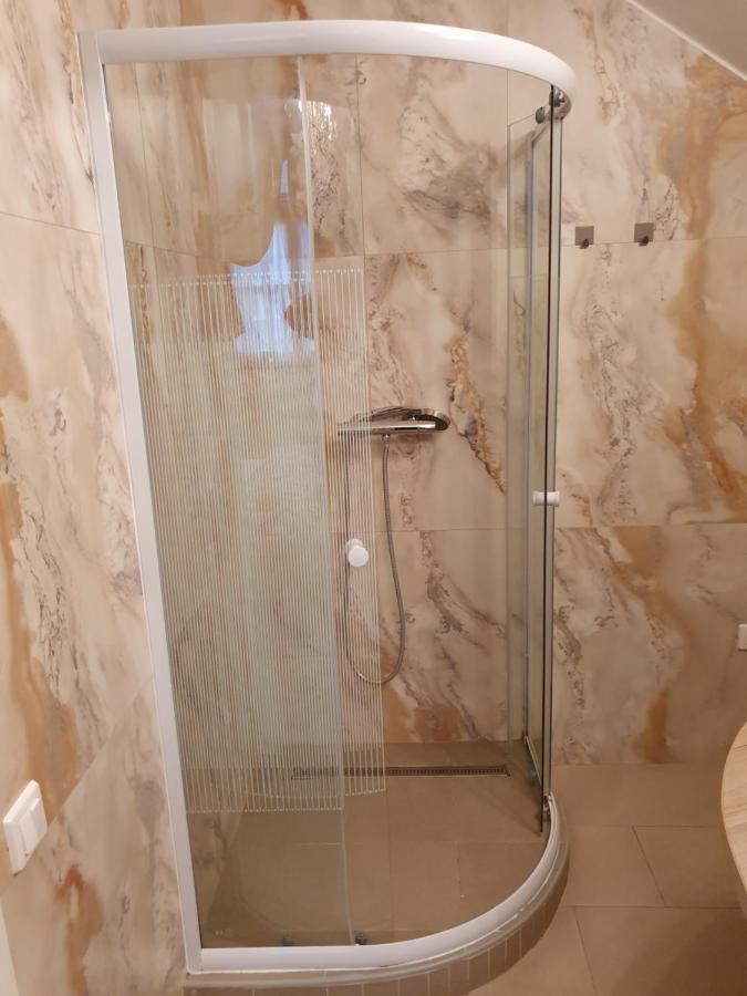 Karmelita Boutique Apartman Sopron Zewnętrze zdjęcie