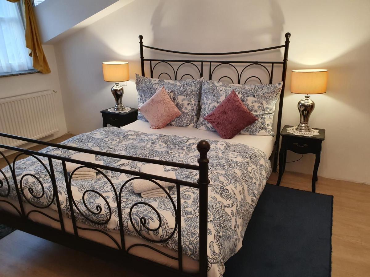 Karmelita Boutique Apartman Sopron Zewnętrze zdjęcie
