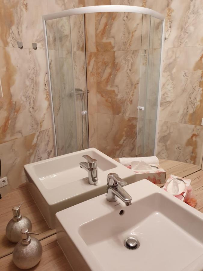 Karmelita Boutique Apartman Sopron Zewnętrze zdjęcie