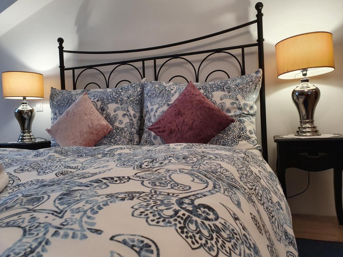 Karmelita Boutique Apartman Sopron Zewnętrze zdjęcie
